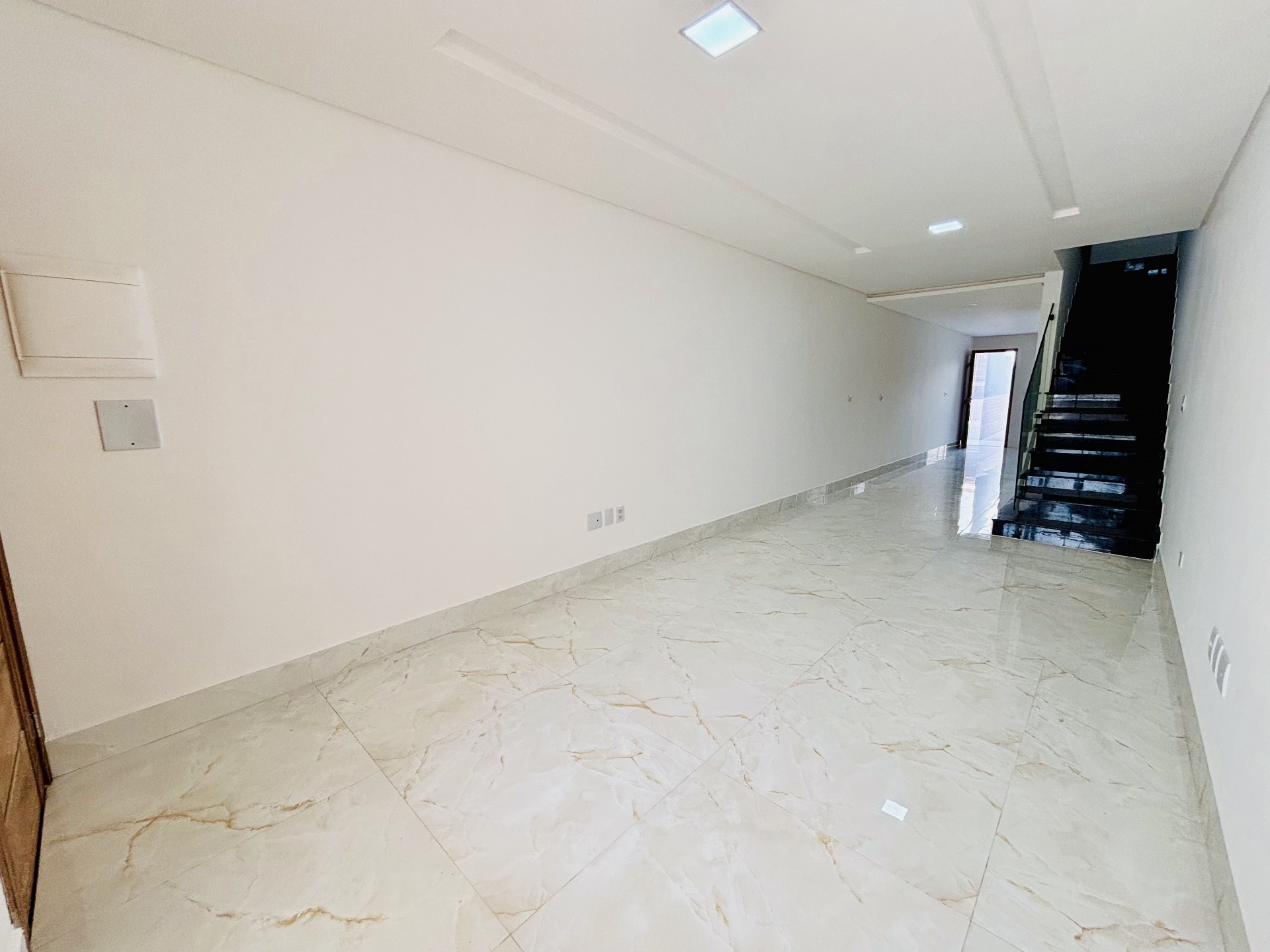 SOBRADOS NOVOS NA PENHA COM 3 SUITES E 2 VAGAS - Foto 3