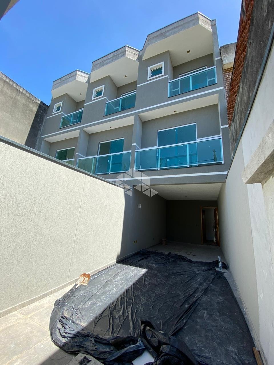 SOBRADO COM 2 SUÍTES EM ARTUR ALVIM - Foto 2