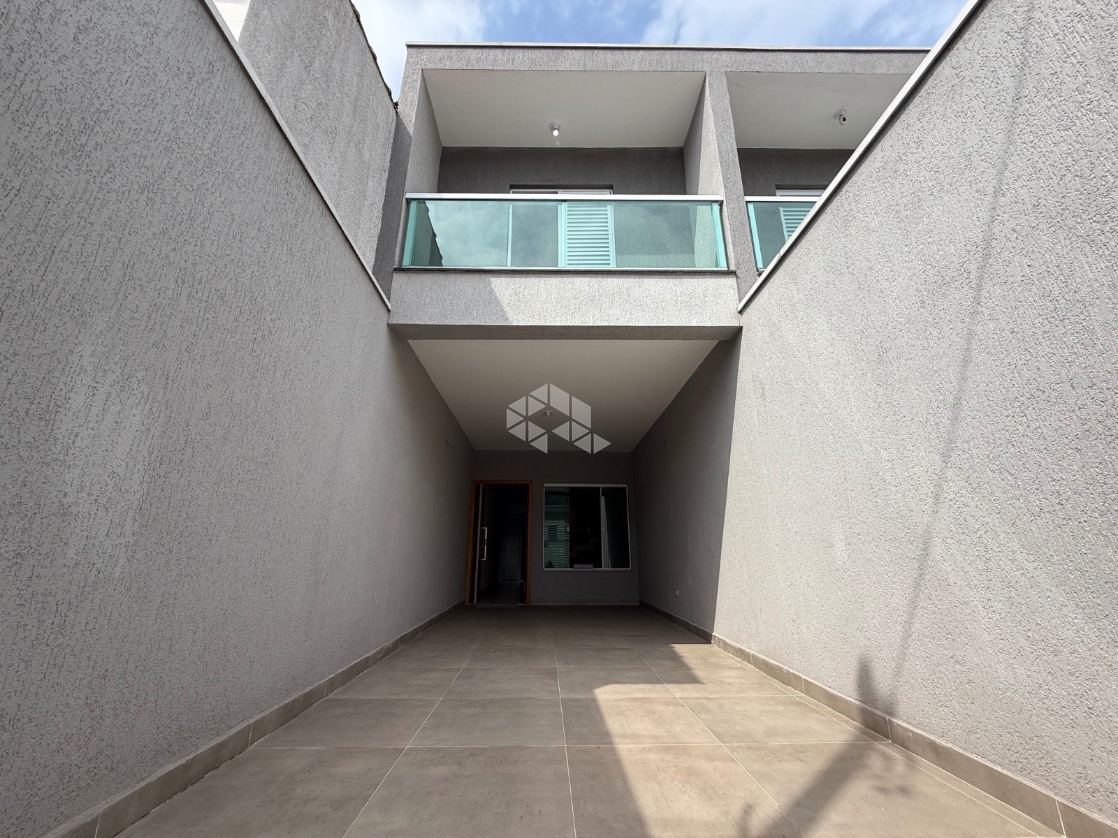 SOBRADO NOVO NA MOOCA COM 3 DORMITÓRIOS E 2 VAGAS