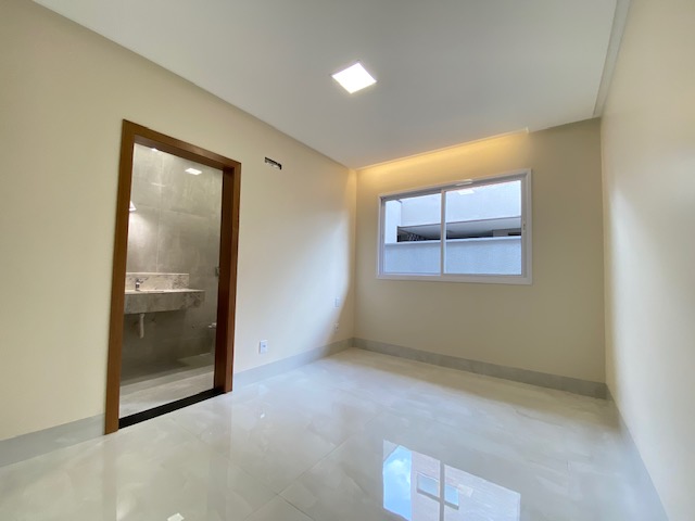 Casa de Condomínio à venda com 4 quartos, 212m² - Foto 17