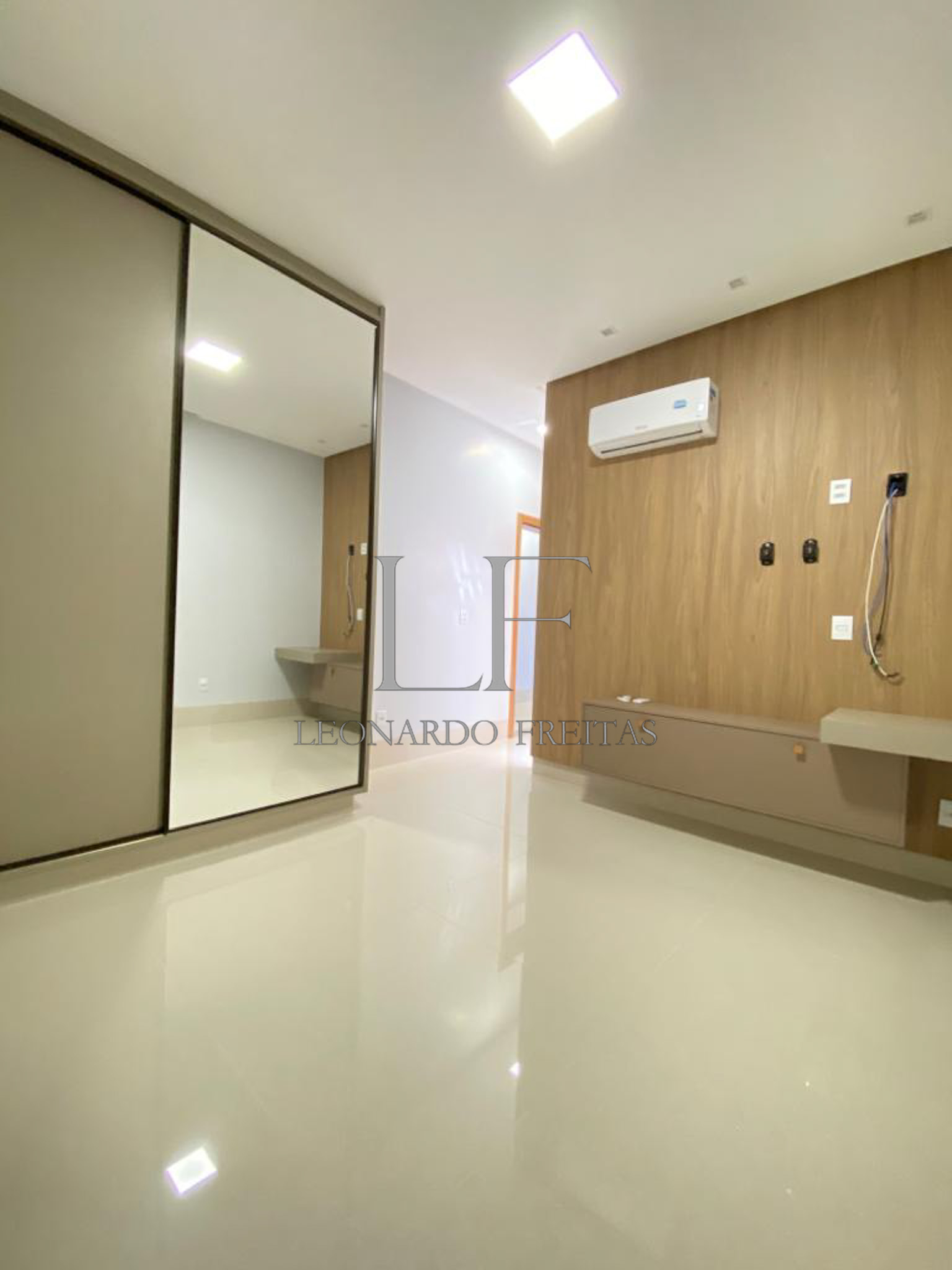 Casa de Condomínio à venda com 3 quartos, 280m² - Foto 24