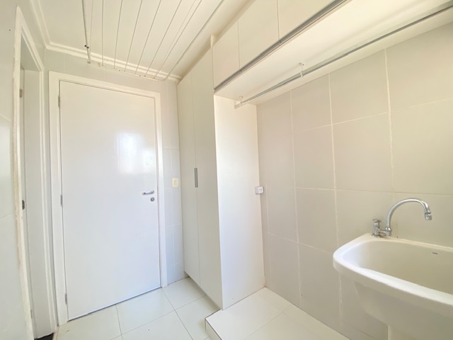 Apartamento à venda com 3 quartos, 125m² - Foto 10