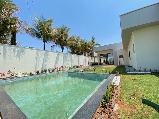 Casa de Condomínio à venda com 5 quartos, 660m² - Foto 2