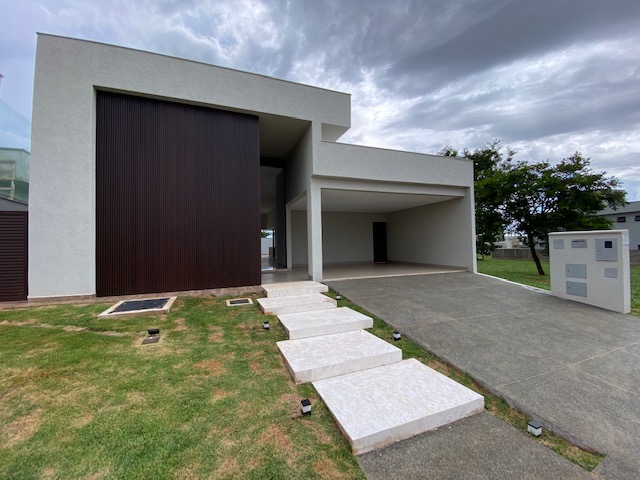 Casa de Condomínio à venda com 4 quartos, 240m² - Foto 3