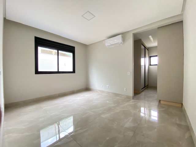 Casa de Condomínio à venda com 4 quartos, 240m² - Foto 17