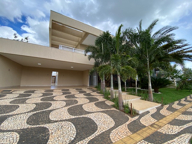 Casa de Condomínio à venda com 5 quartos, 464m² - Foto 2