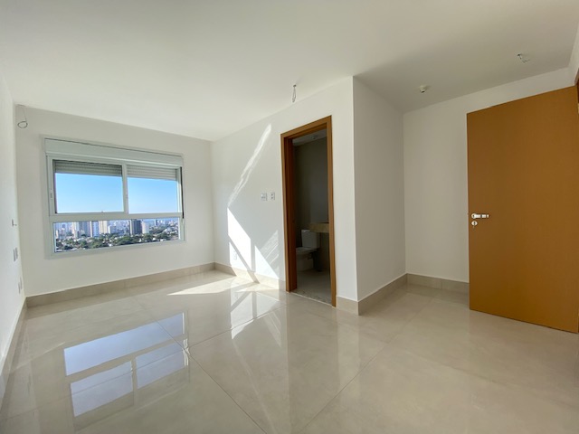 Apartamento à venda com 4 quartos, 245m² - Foto 16