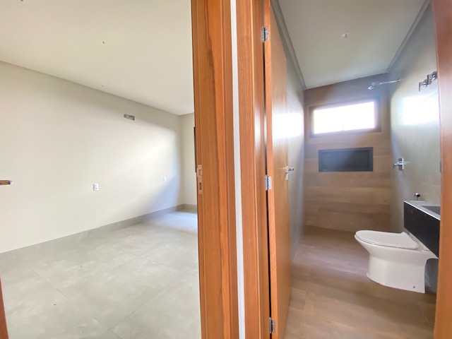 Casa de Condomínio à venda com 5 quartos, 305m² - Foto 6