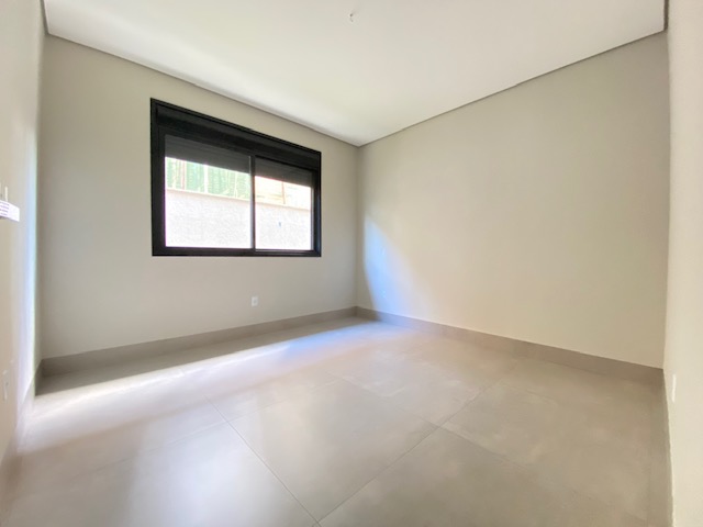 Casa de Condomínio à venda com 4 quartos, 241m² - Foto 19