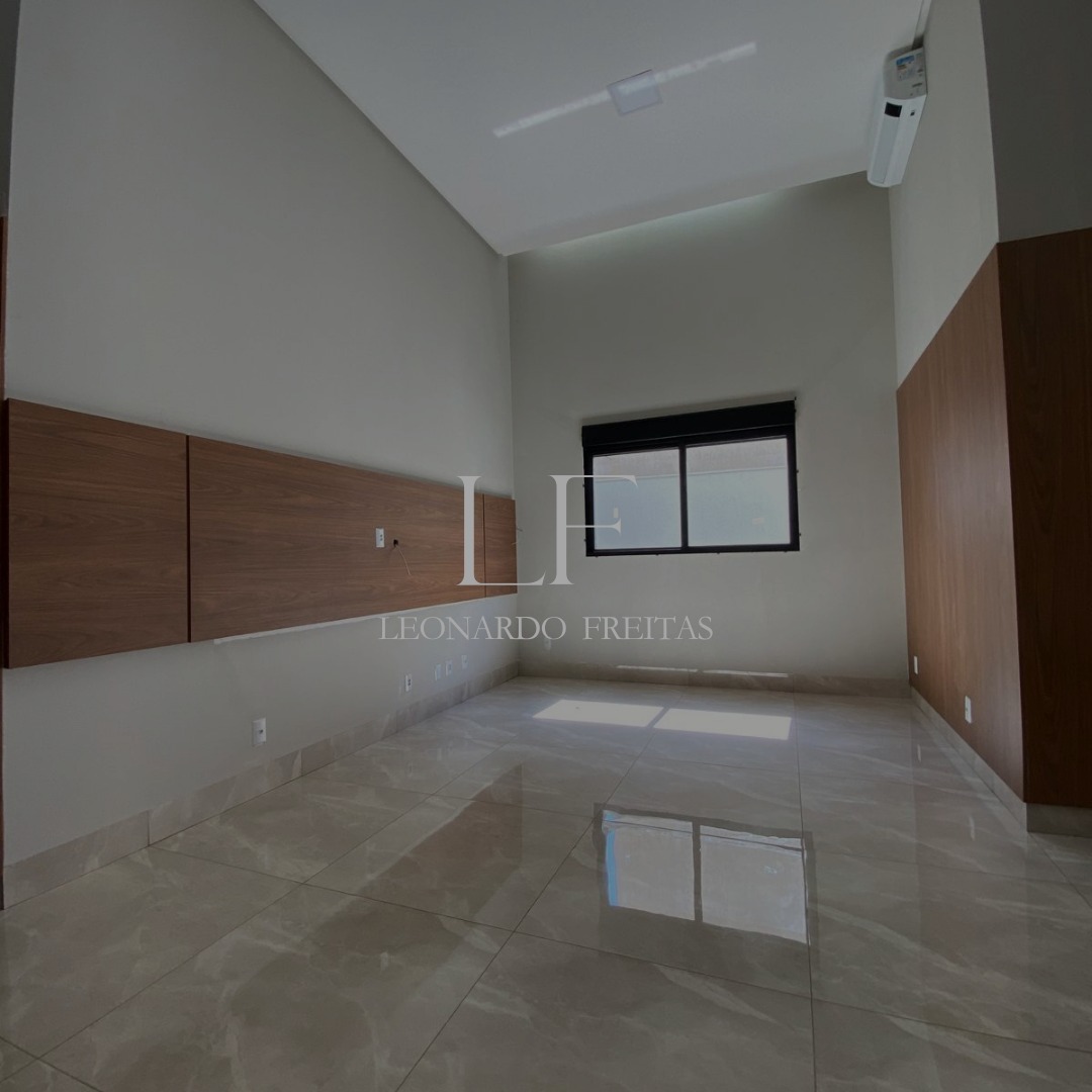 Casa de Condomínio à venda com 4 quartos, 210m² - Foto 11