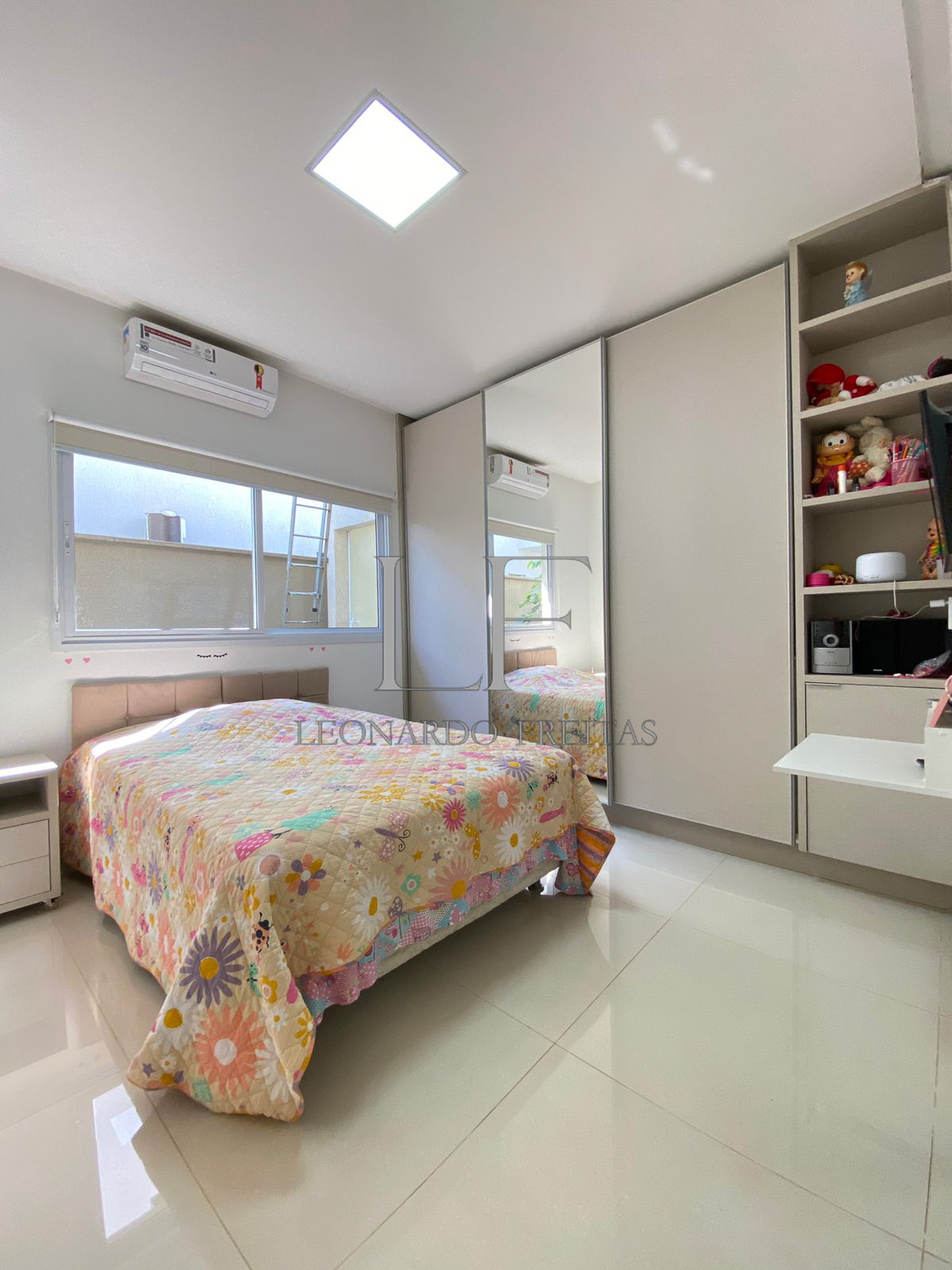 Casa de Condomínio à venda com 3 quartos, 202m² - Foto 16