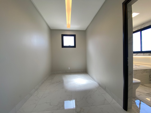 Casa de Condomínio à venda com 5 quartos, 332m² - Foto 25