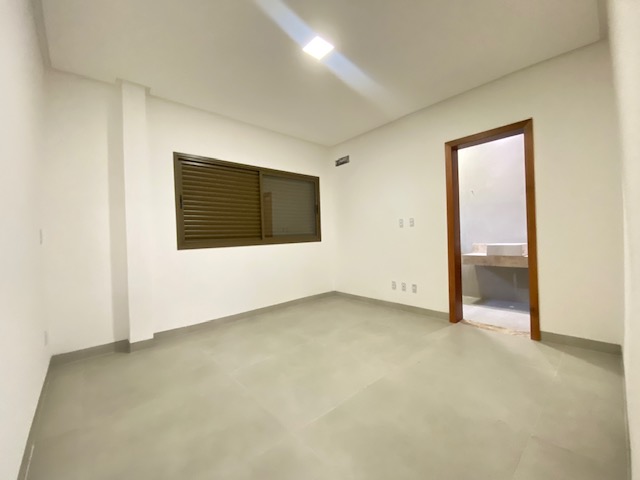 Casa de Condomínio à venda com 4 quartos, 351m² - Foto 12