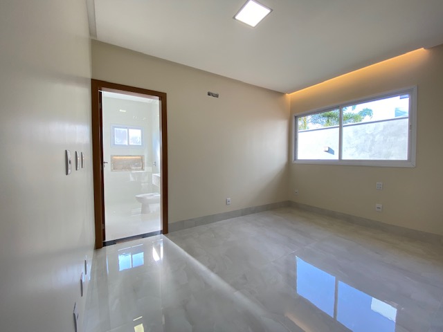 Casa de Condomínio à venda com 4 quartos, 200m² - Foto 19