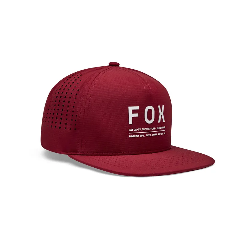Fox Non Stop snapback müts punane