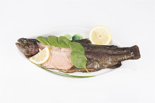 Kuumsuitsu forell/ <br /> Hot smoked trout