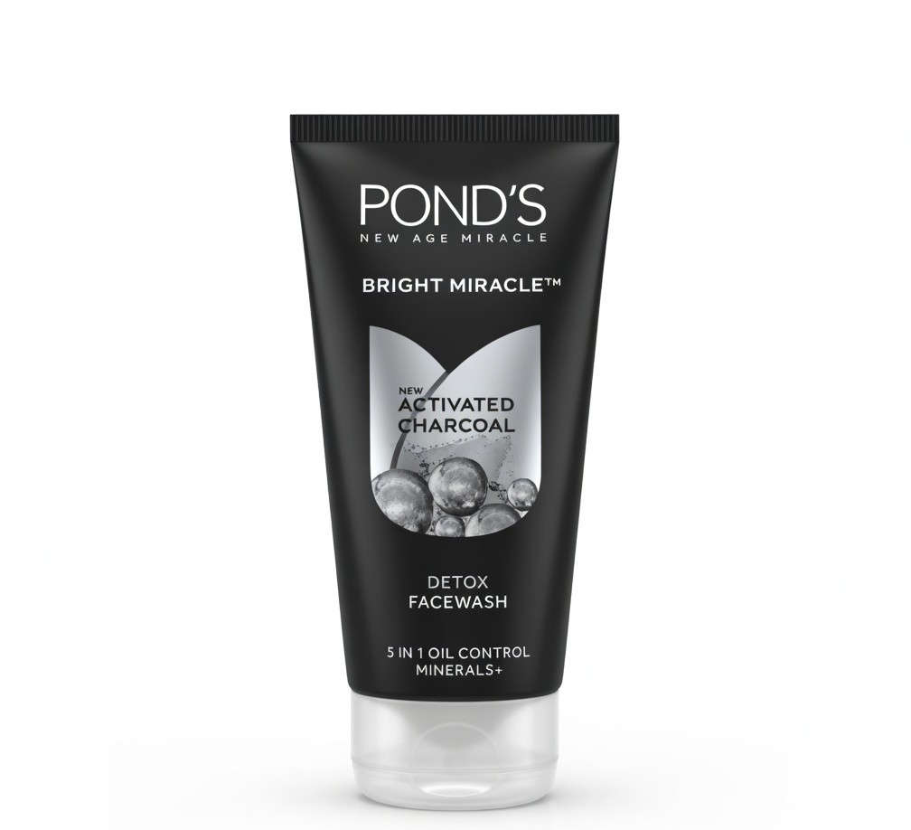 PONDS BRIGHT MIRACLE DETOX FACEWASH 150G