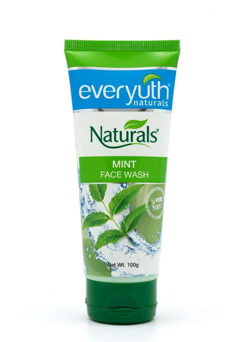 Everyuth Purifying Neem Face Wash