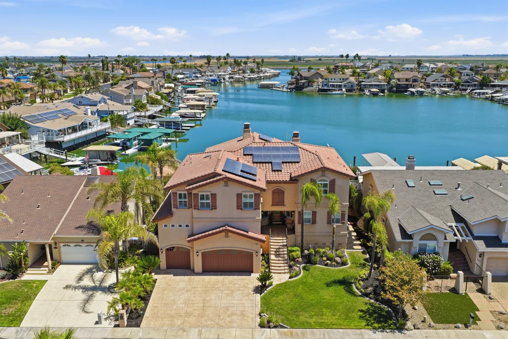 885 Willow Lake Rd 1