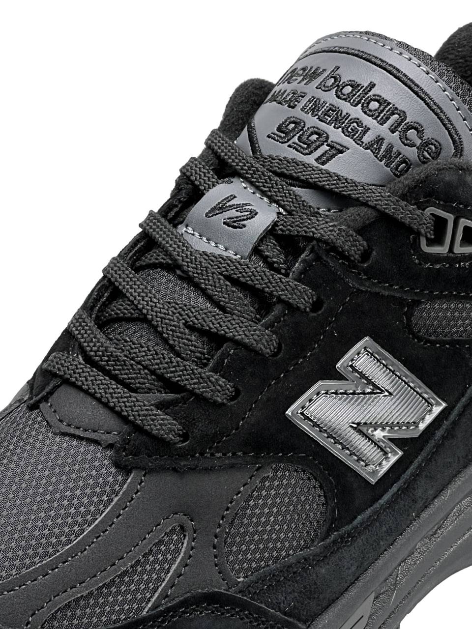 New Balance 991v2 All Black - view 5