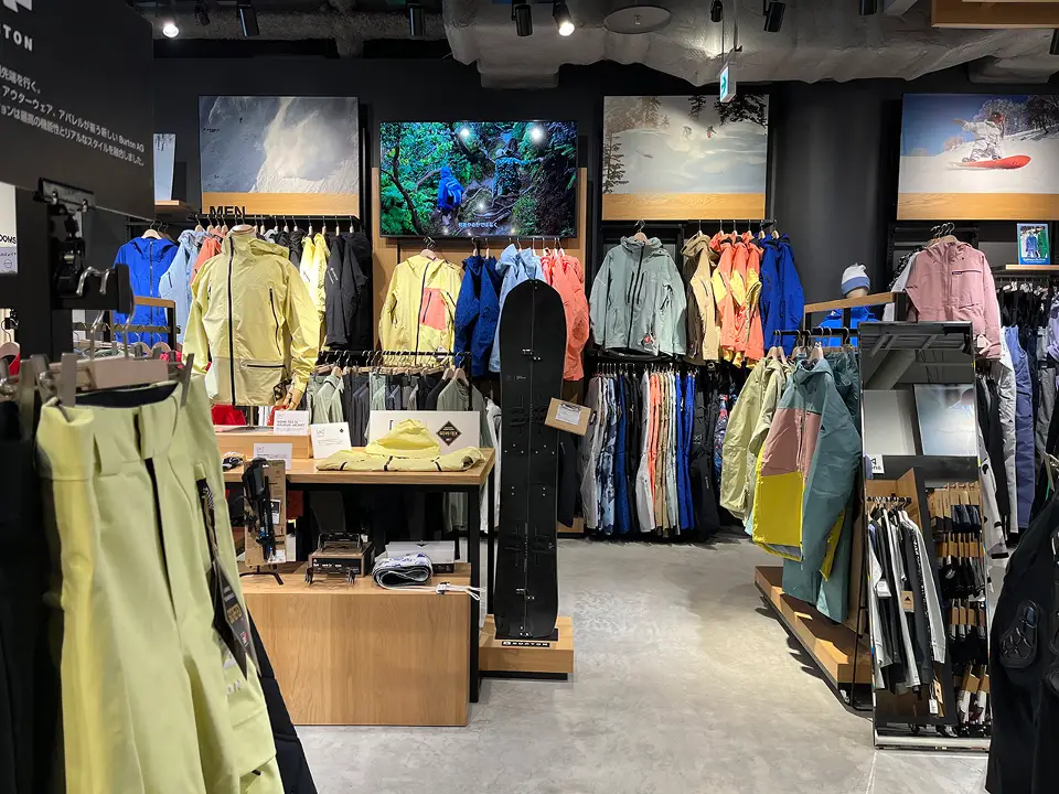 Burton Sapporo Store