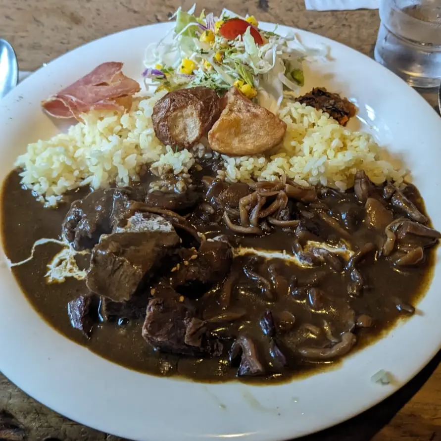 Yuiga Doxon - Yuiga's beef tongue curry special.