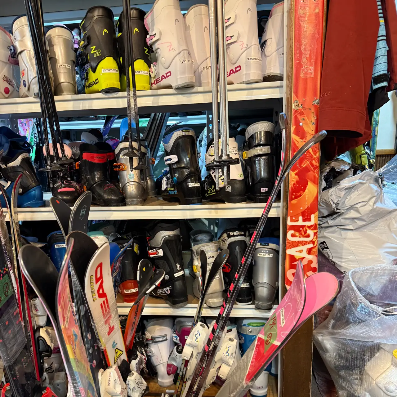 Sotorent Teine Station - Lots of kid ski gear as well.