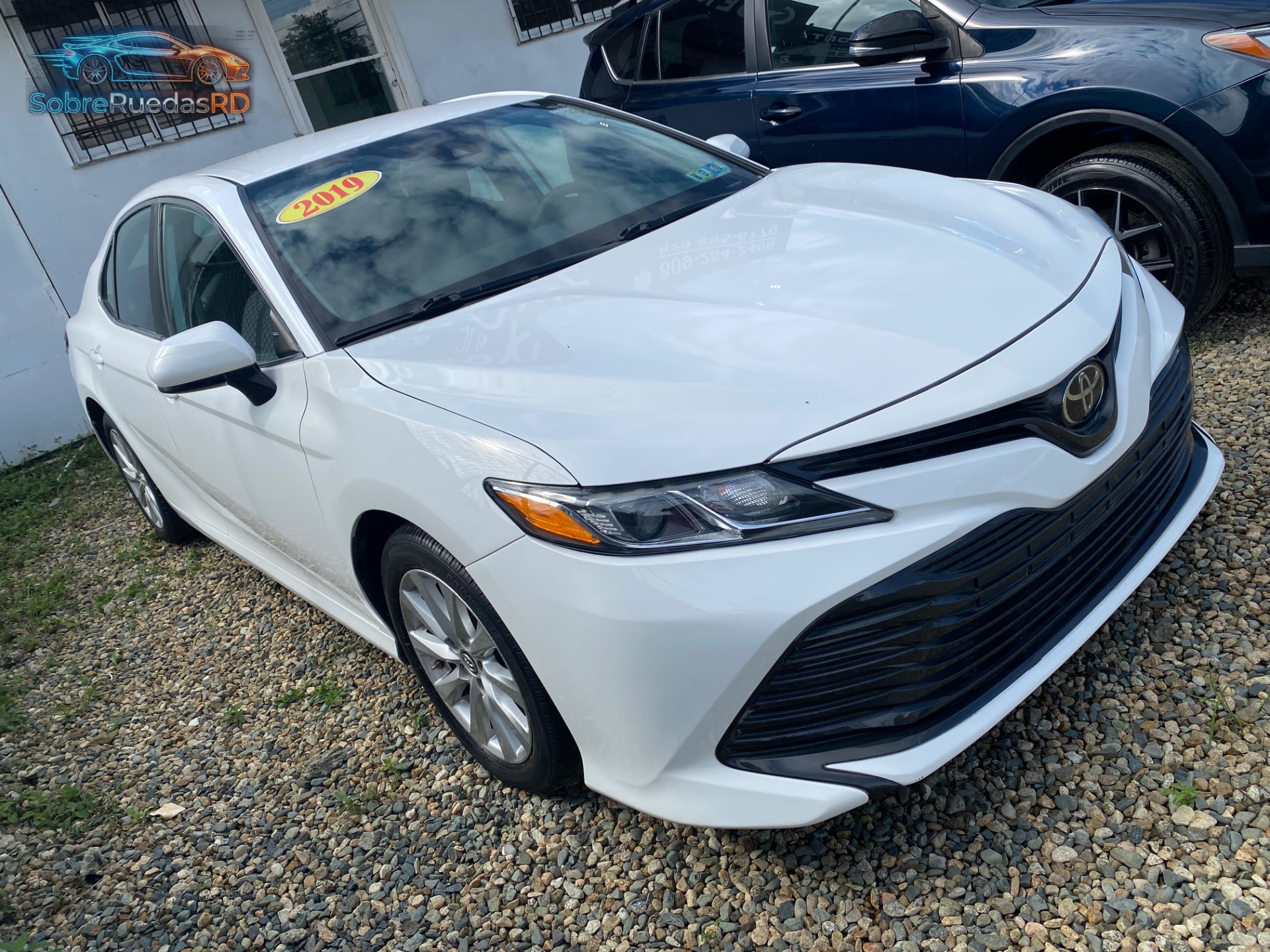 Toyota Camry 2019