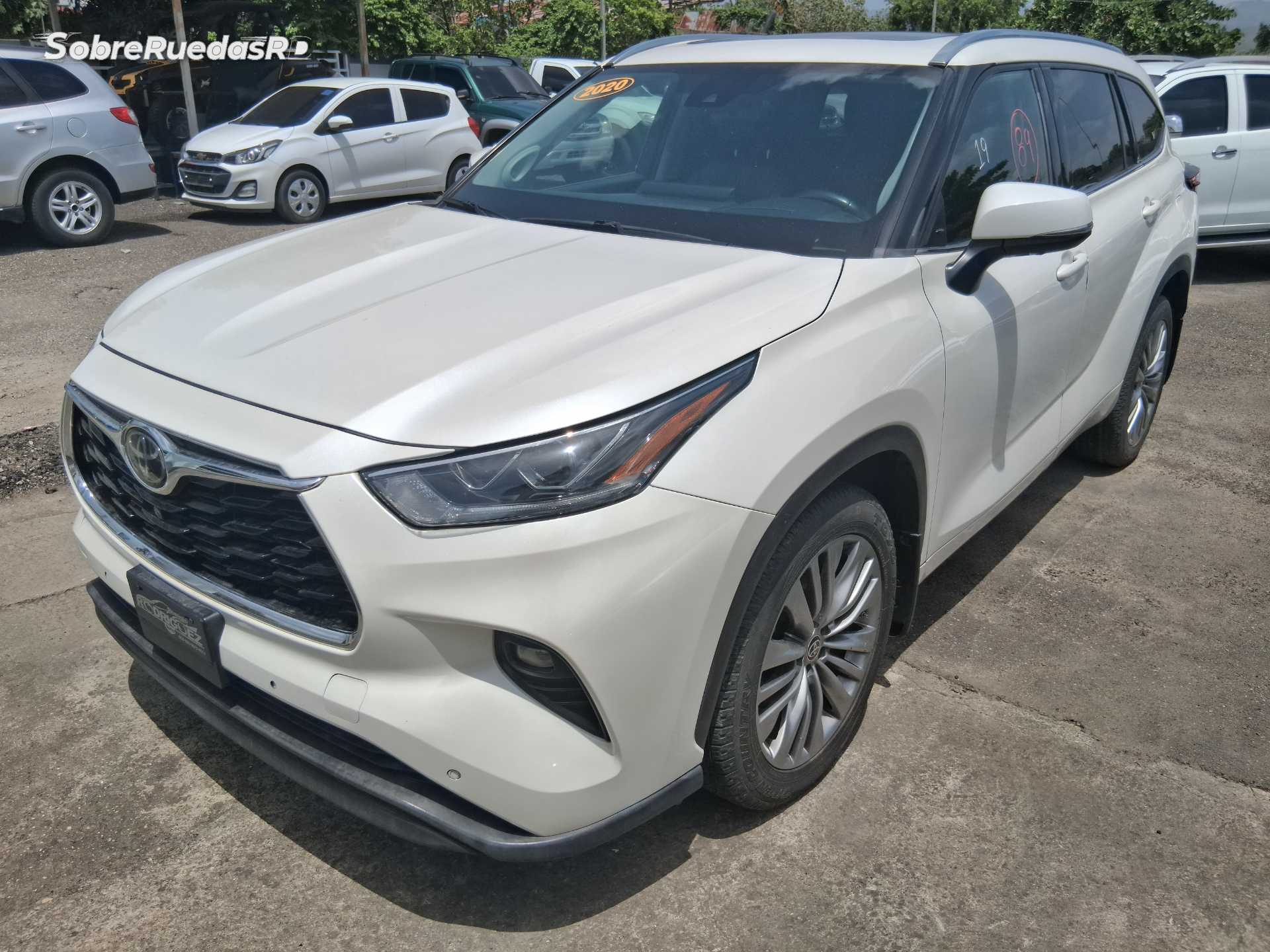 Toyota Highlander 2020