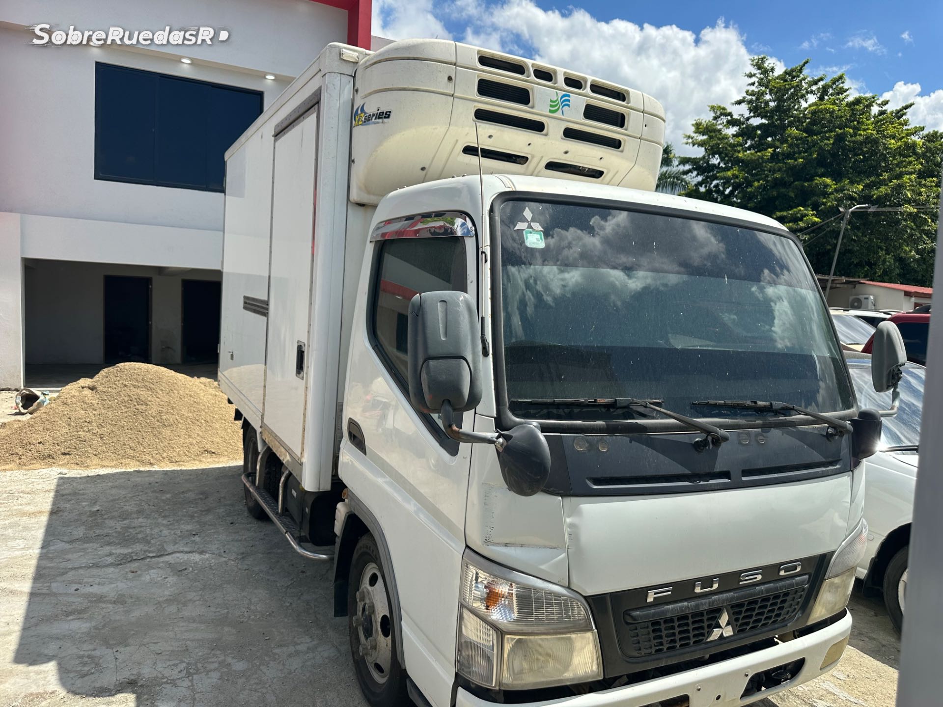 Mitsubishi Fuso 2013