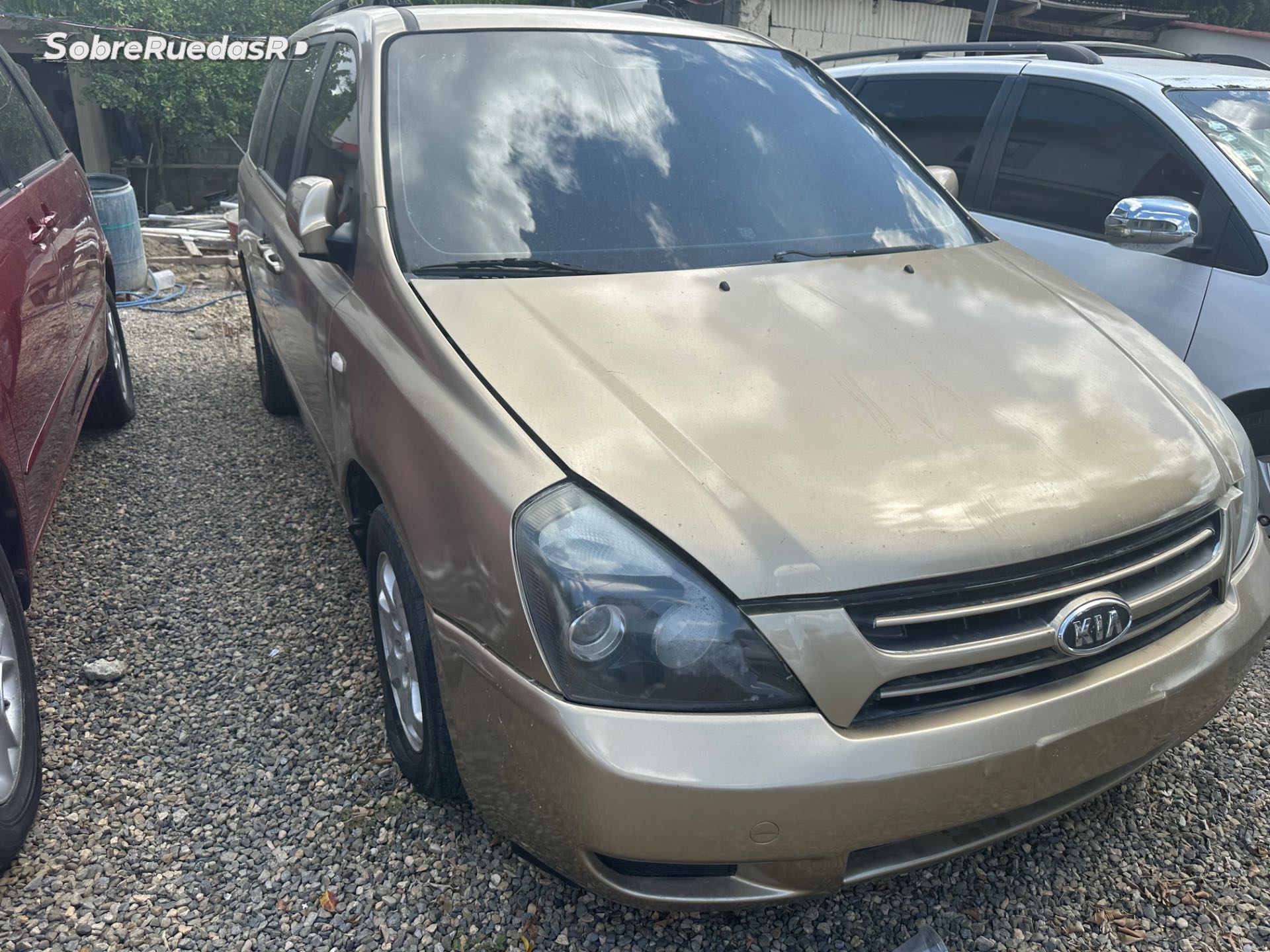 Kia Sedona 2011