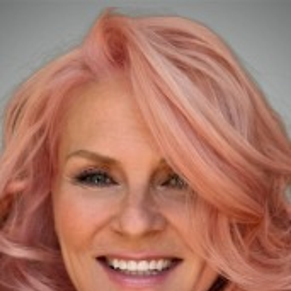 Lynda Bunker