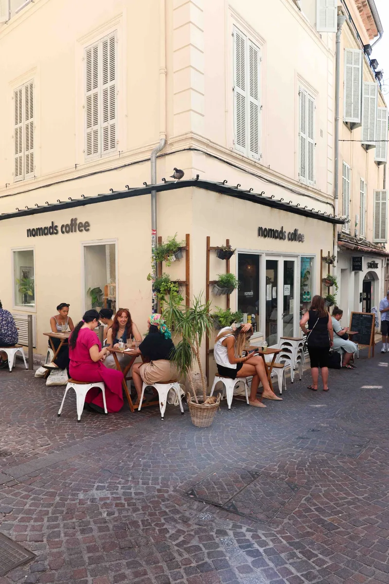 Nomads Coffee