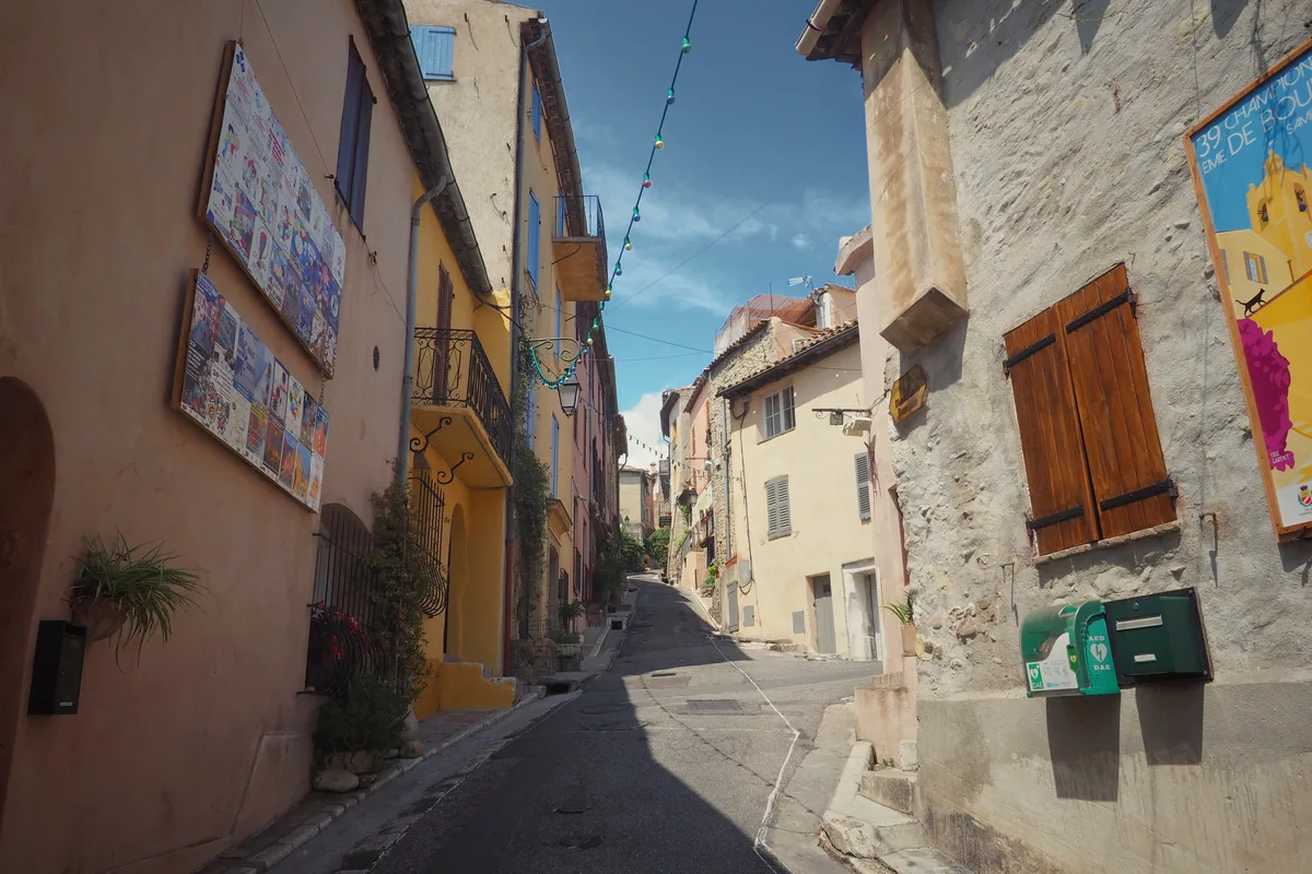 Montée de la Bourgade