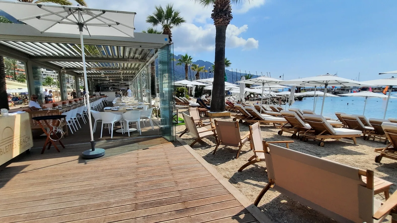 Les Sablettes Beach Club