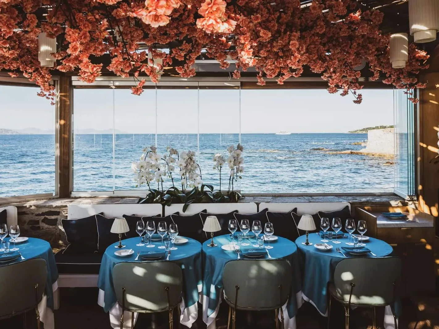 Caviar Kaspia Saint-Tropez