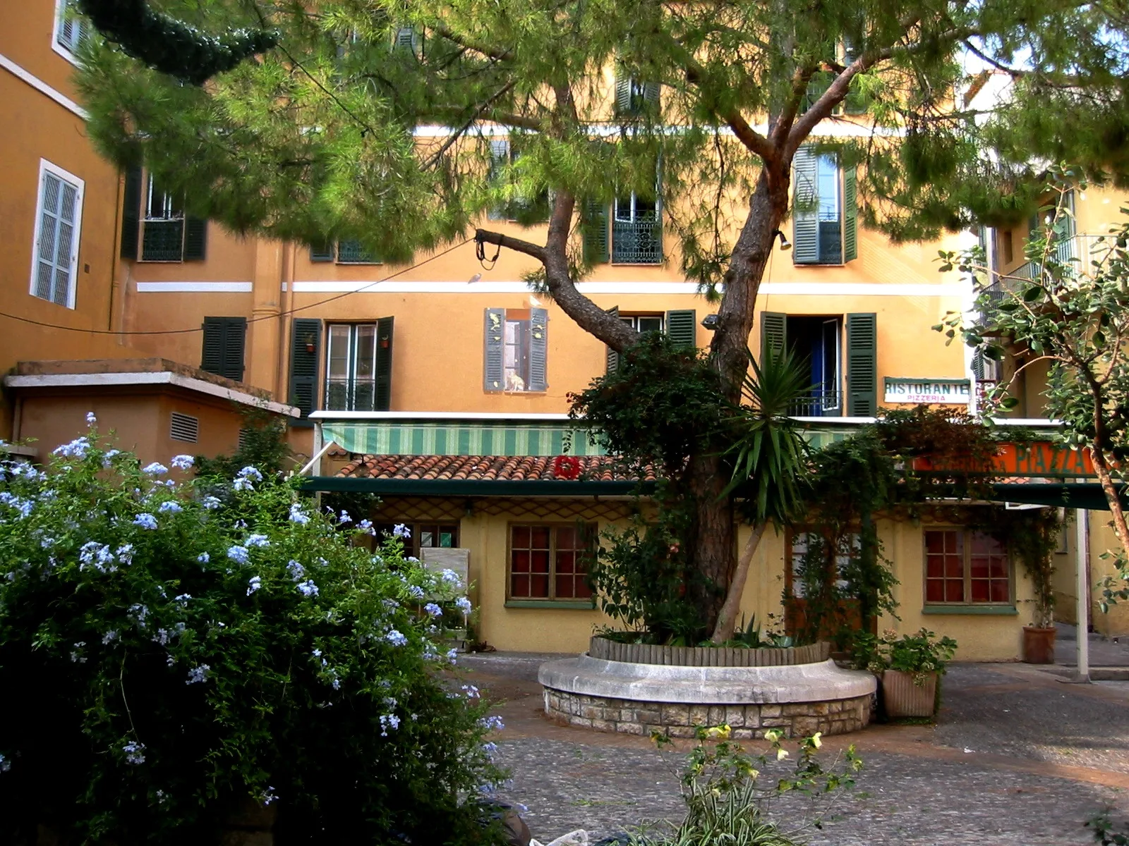 L'Aparté