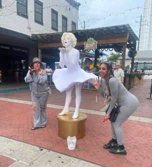 Living Statue