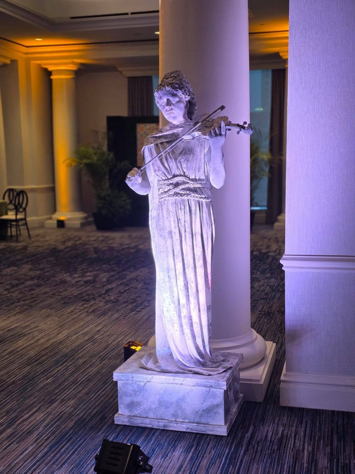 Living Statue