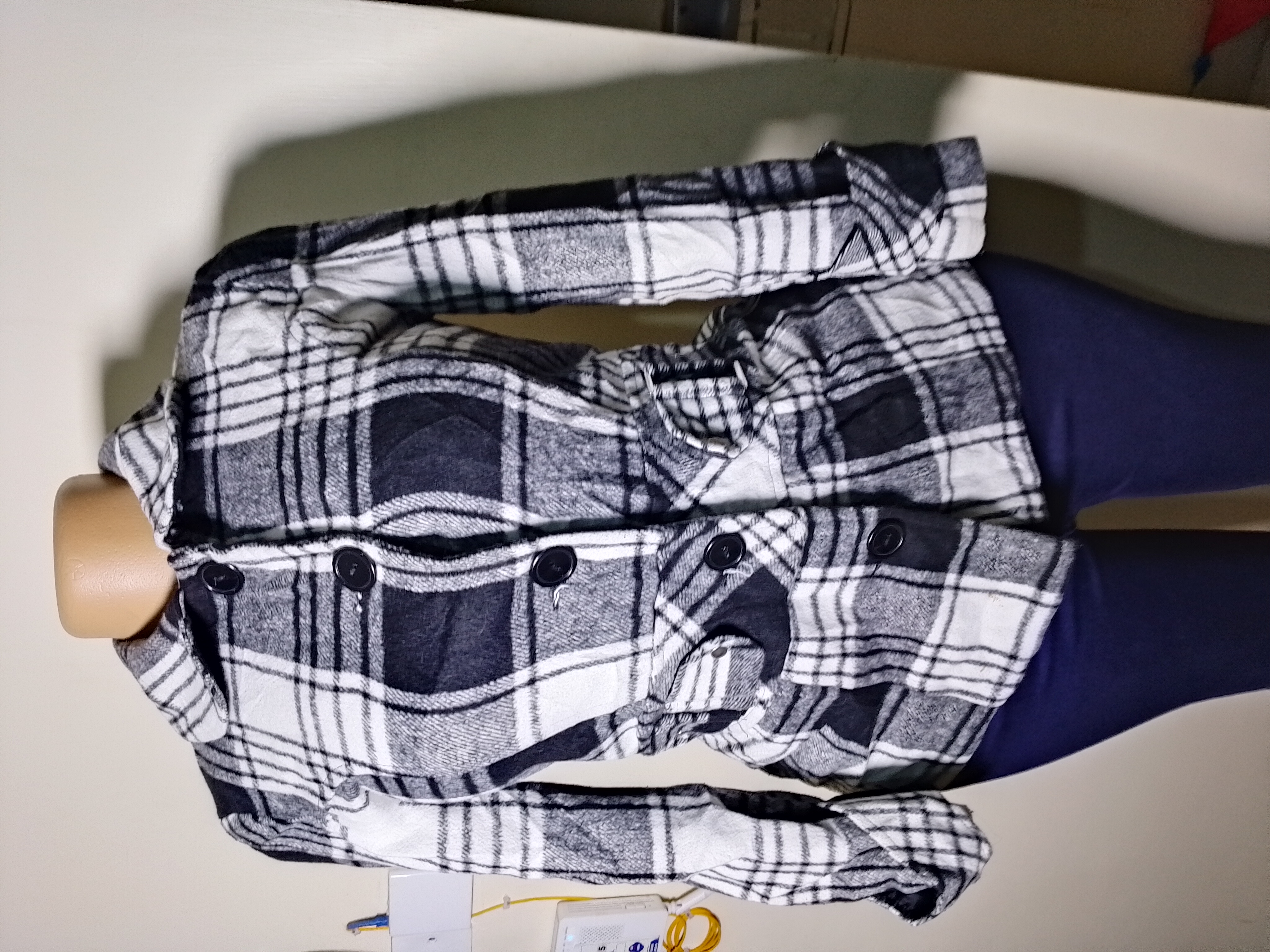 Classic  Trench Coat – Timeless Style Meets Everyday Comfort