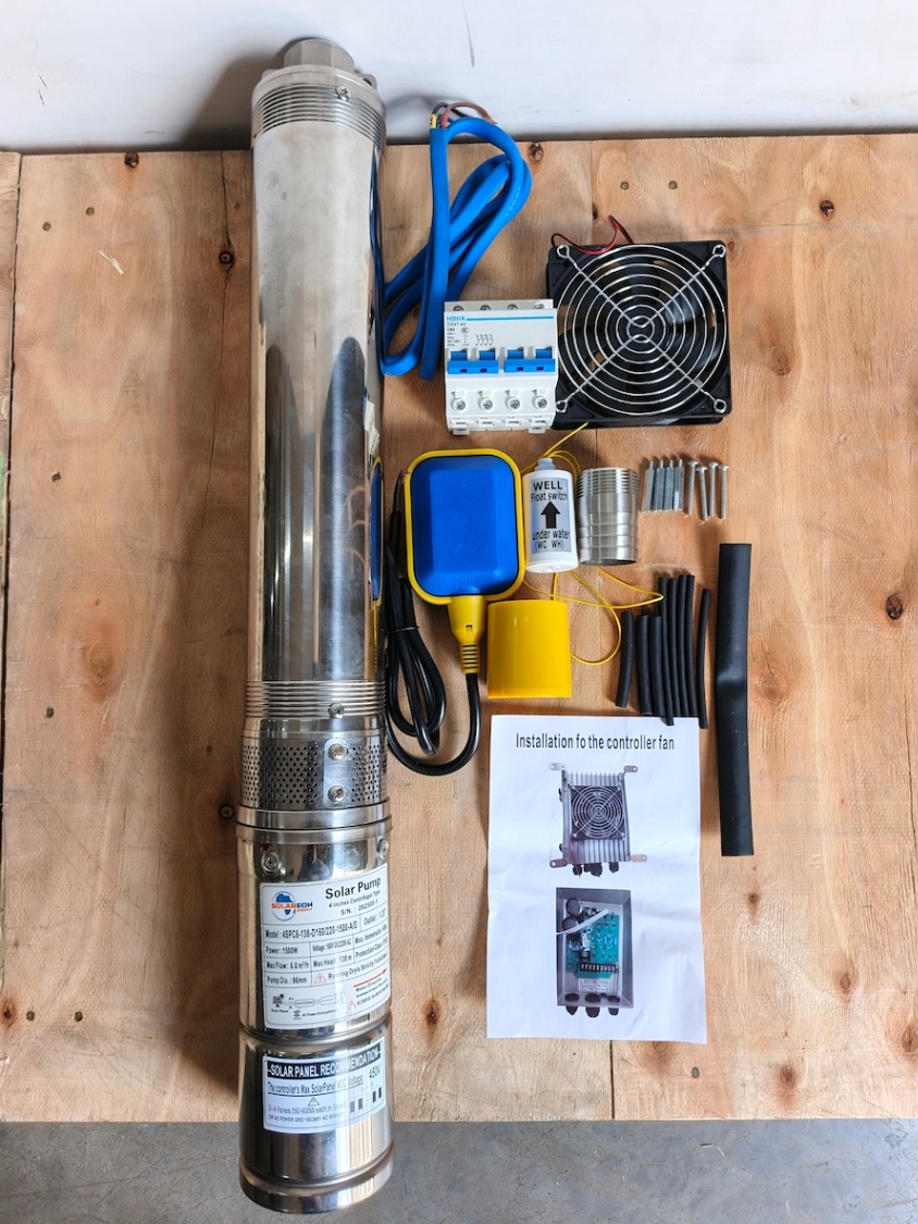 Solareon 1500W Solar AC/DC Submersible Pump (1)