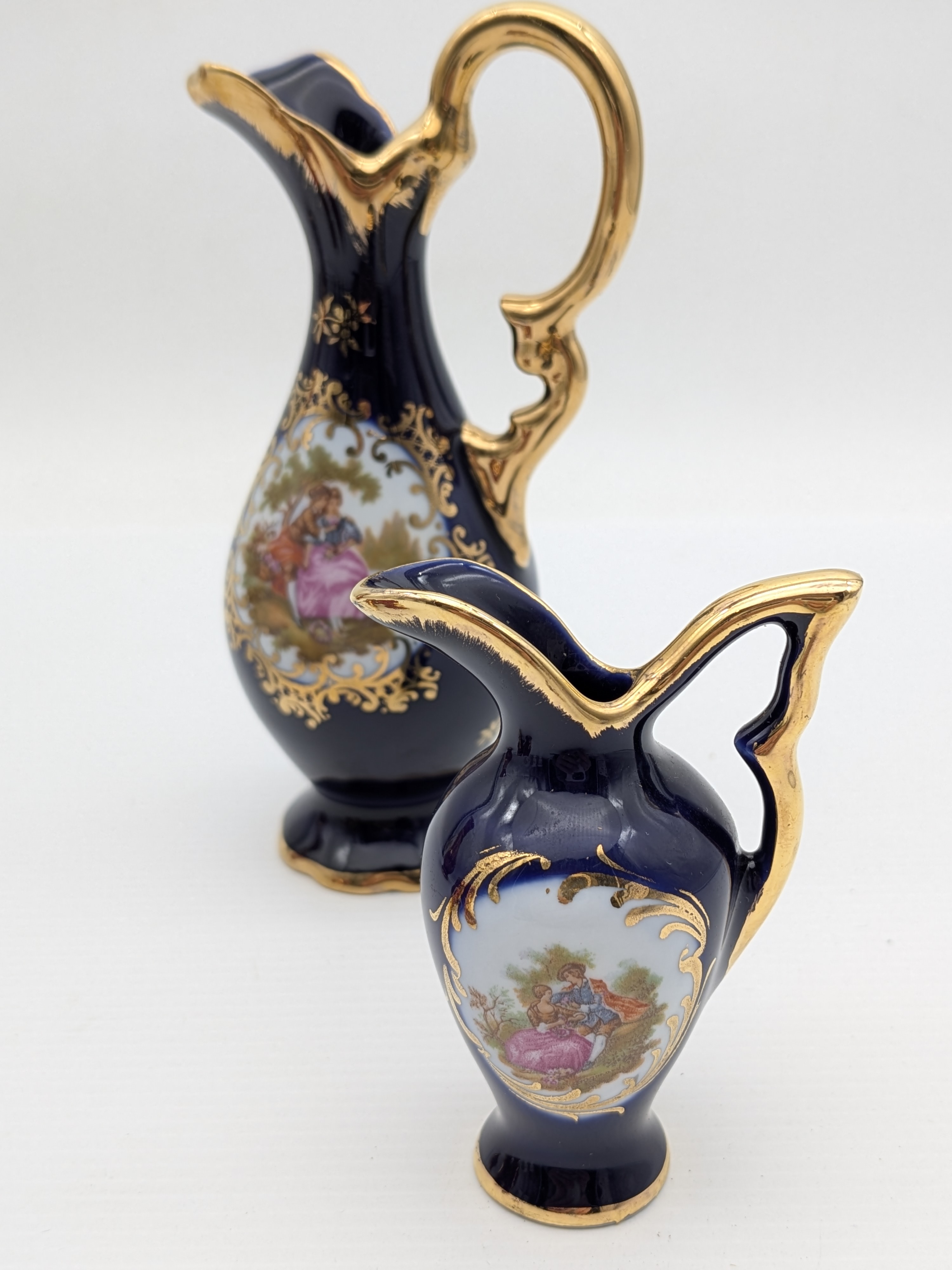 Monarch Porcelaine d'Art Limoges France Decorative Vase & Pitcher Set with Minatures — Lot 023, photograph 6