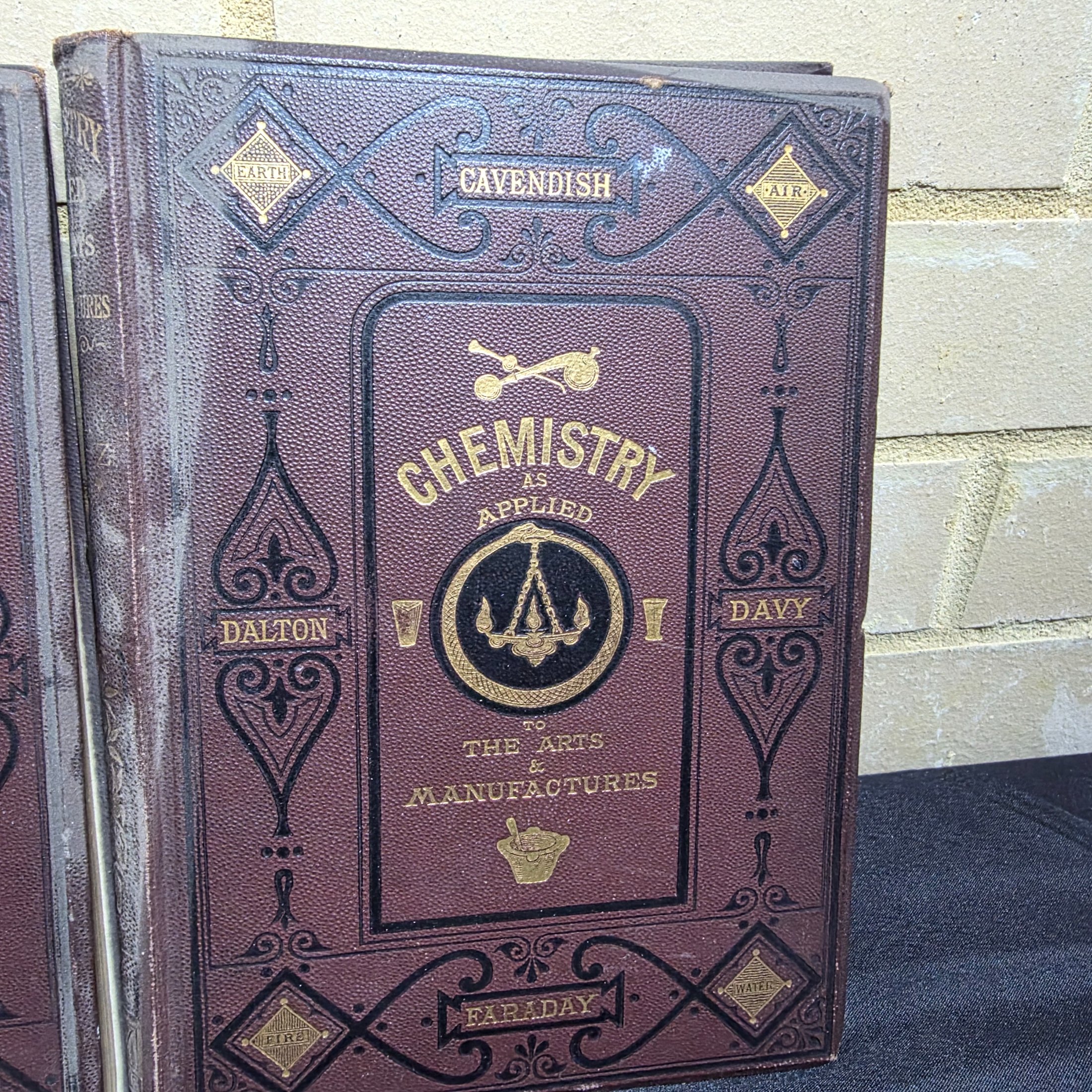 Set of Four Antique Science and Engineering Books: Chemistry and Electrical Installations — Lot 141, photograph 3