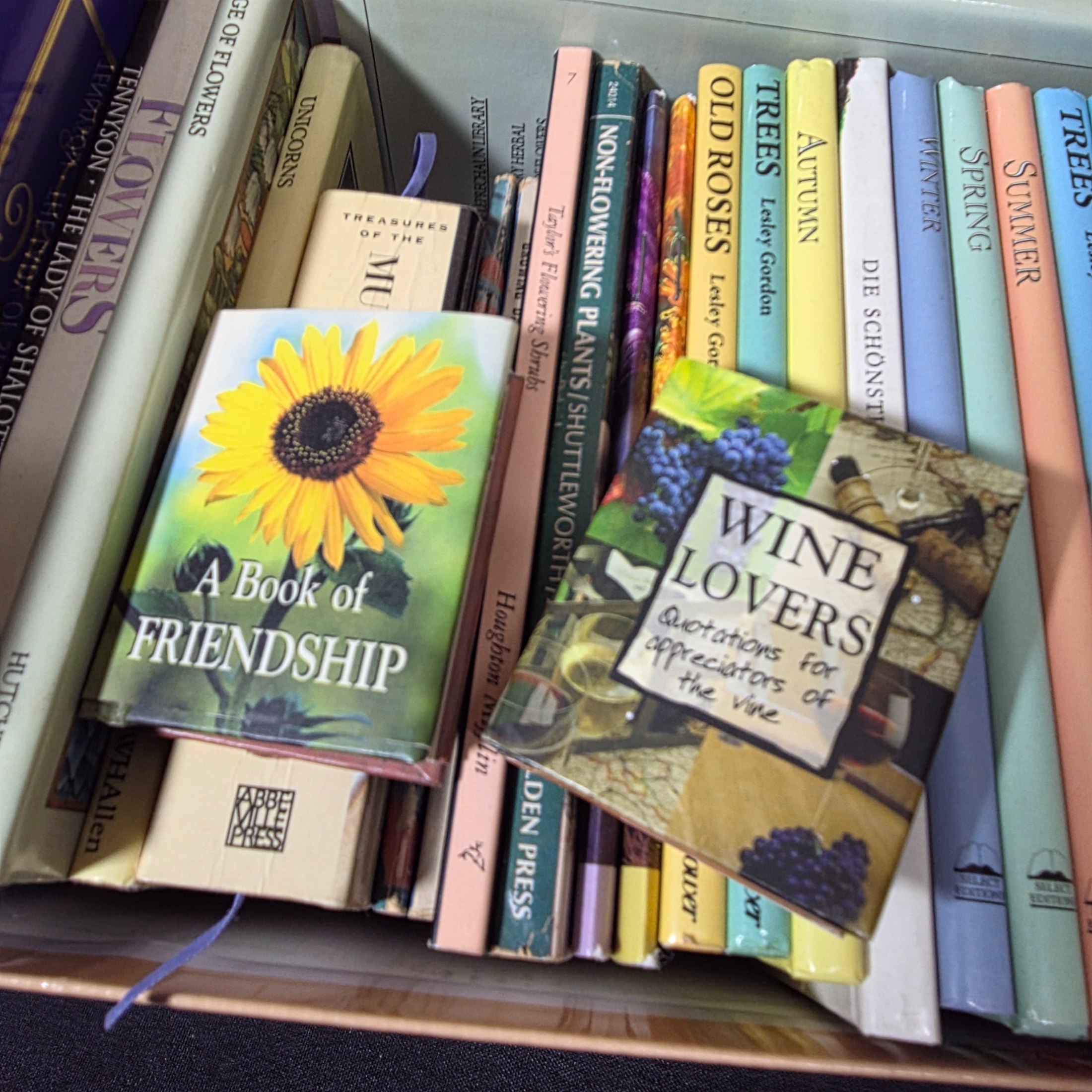 Box of Assorted Miniature Books — Lot 146, photograph 6