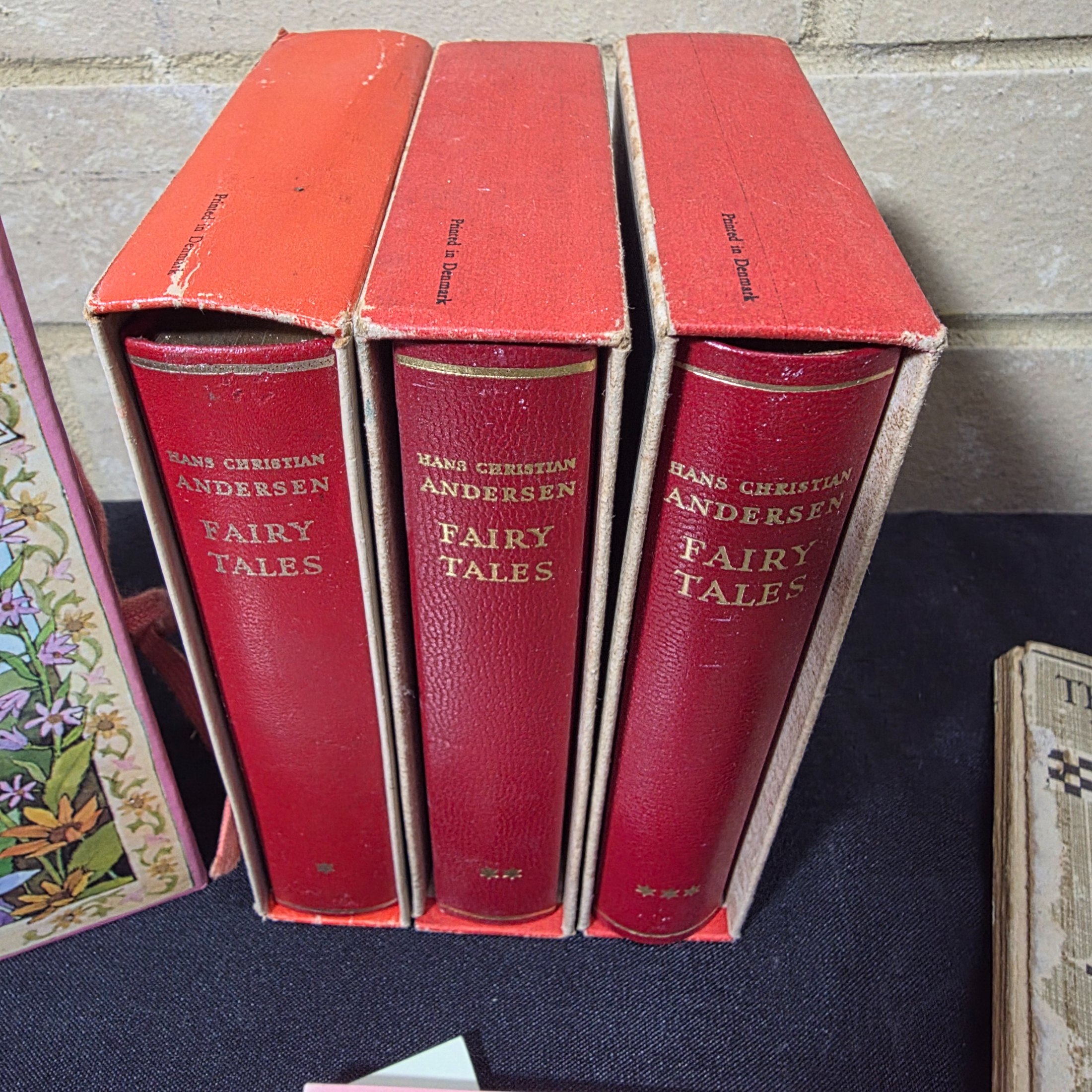 Collection of Vintage Children's Fairy Tale Books including Hans Christian Andersen, Cicely Mary Barker, and a Peepshow Edition — Lot 154, photograph 3