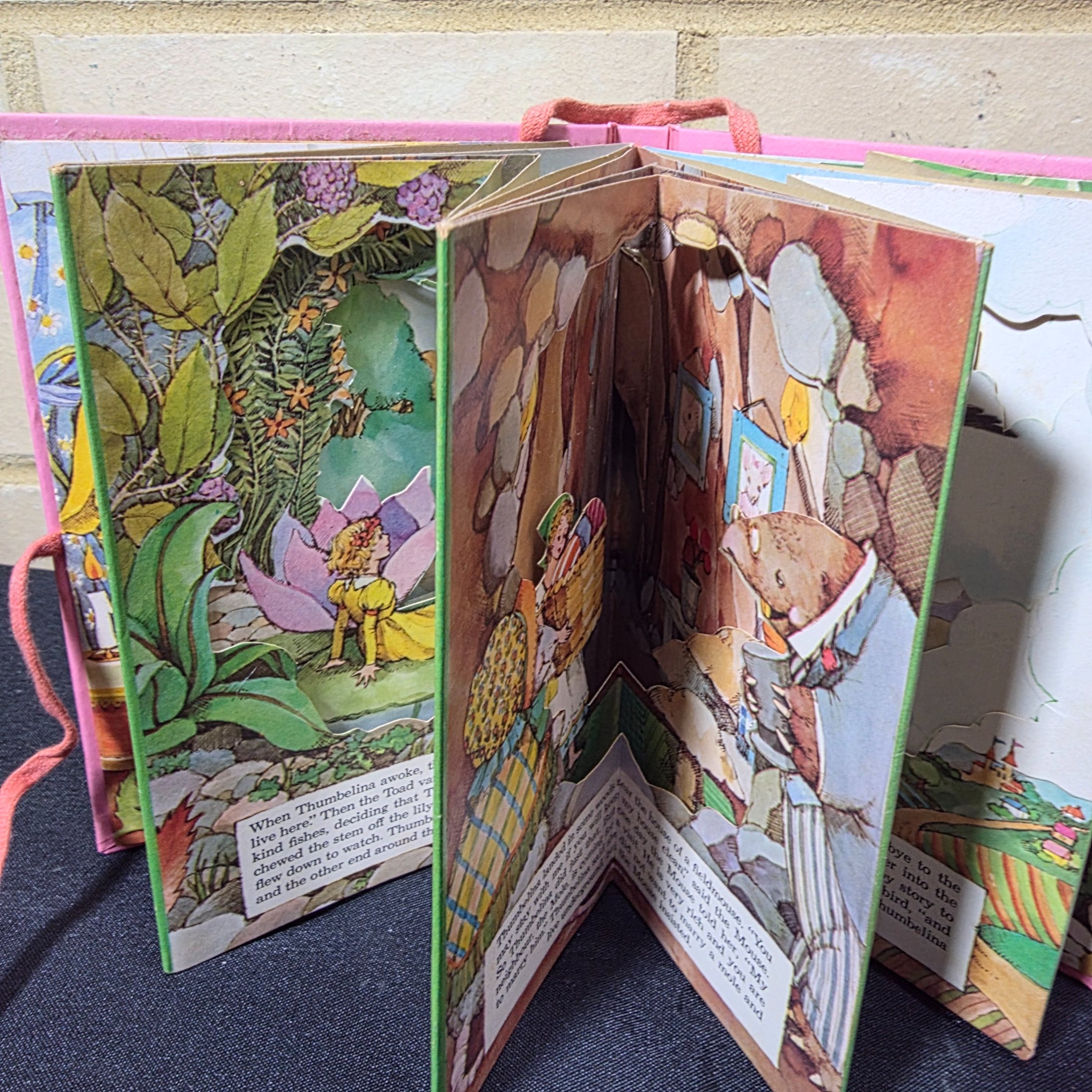 Collection of Vintage Children's Fairy Tale Books including Hans Christian Andersen, Cicely Mary Barker, and a Peepshow Edition — Lot 154, photograph 7