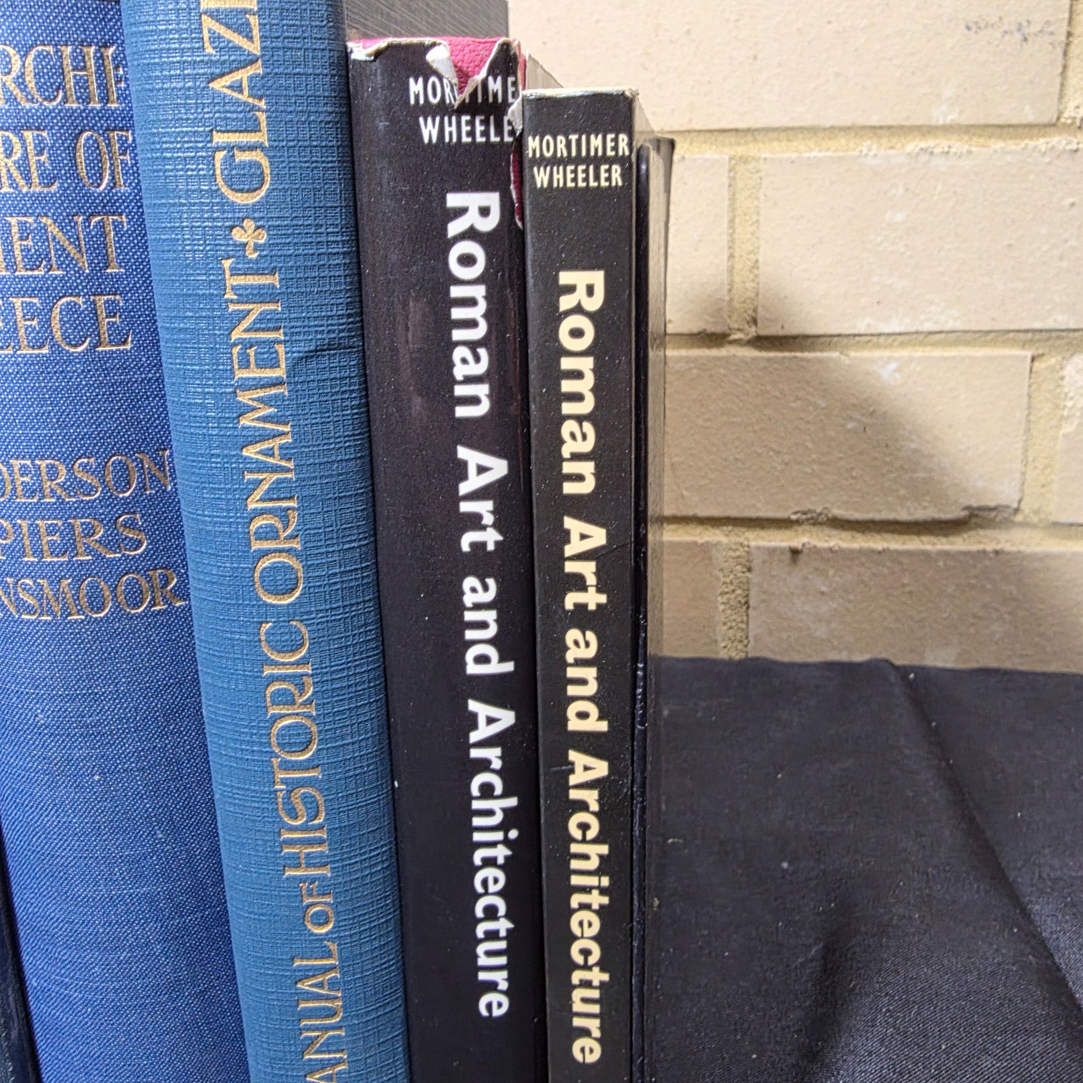 Lot of Vintage Architecture and Art History Books, c.1900-1940s — Lot 163, photograph 6