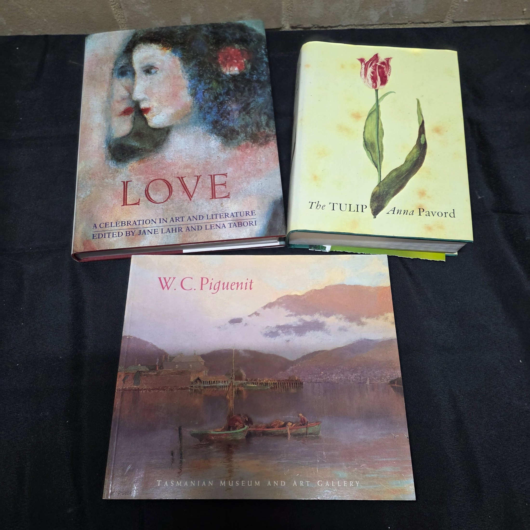 Lot of Assorted Art History and Artist Monograph Books — Lot 169, photograph 7