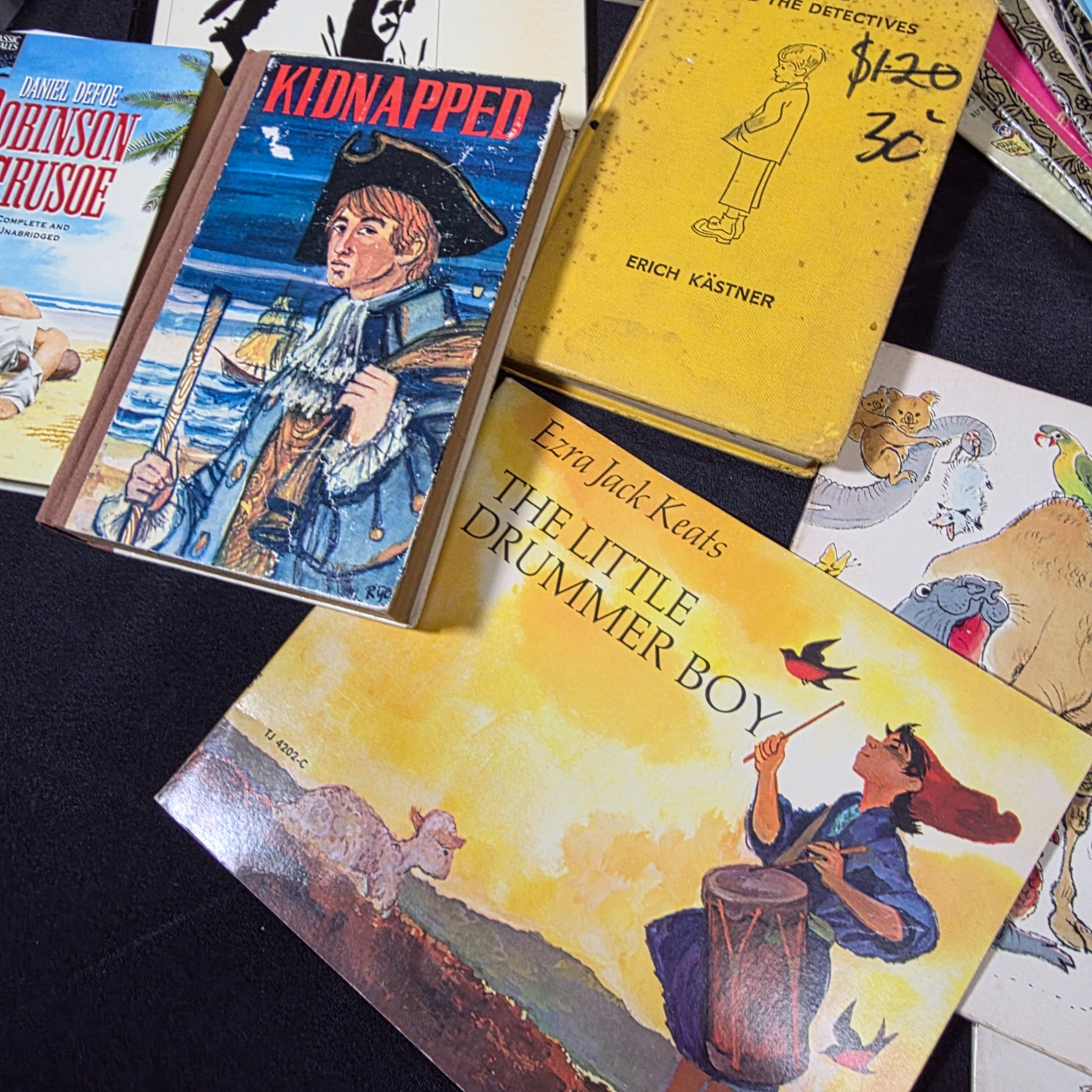 Lot of Assorted Vintage and Modern Children's Books — Lot 170, photograph 8