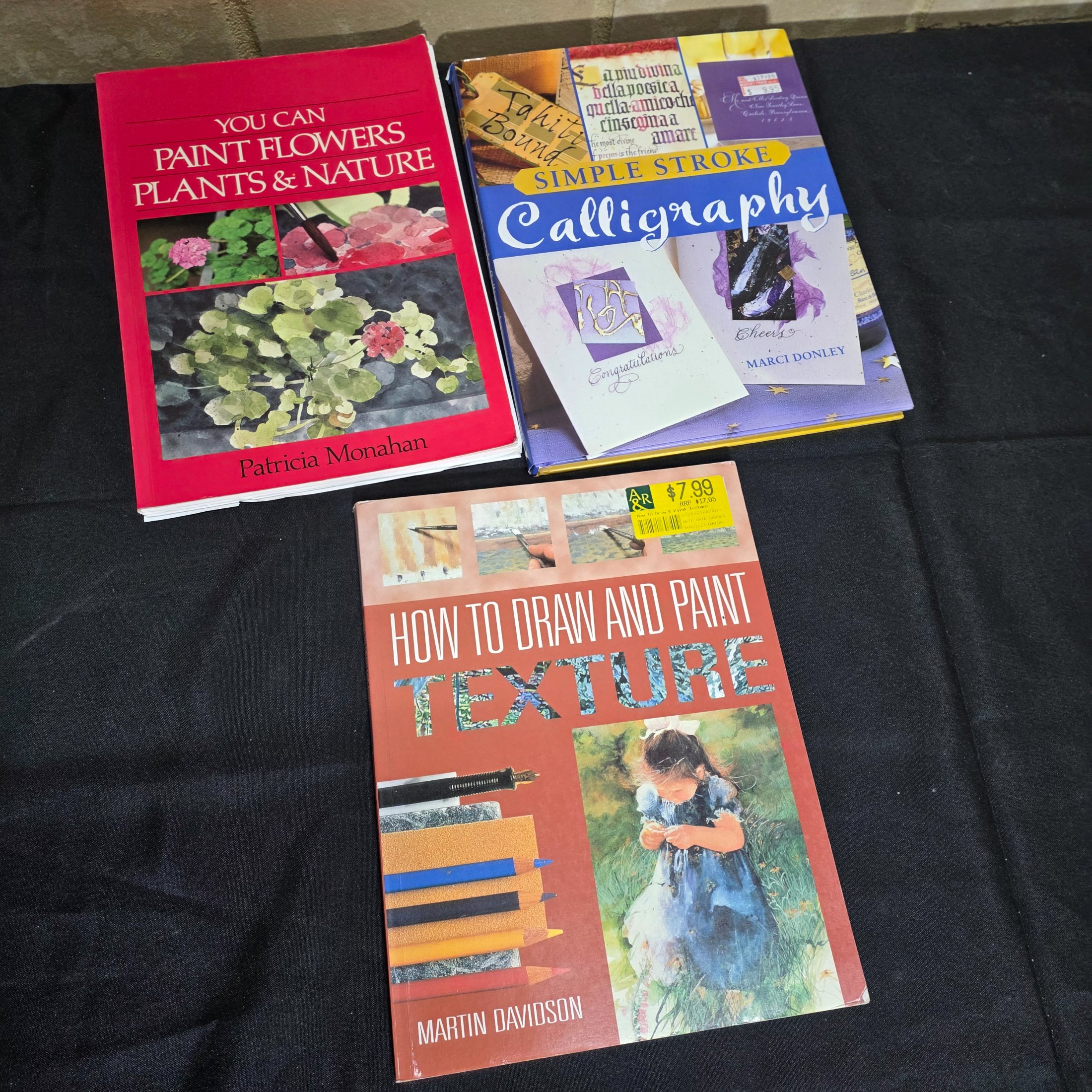 Lot of Botanical Art Books & Various Craft Books — Lot 173, photograph 5